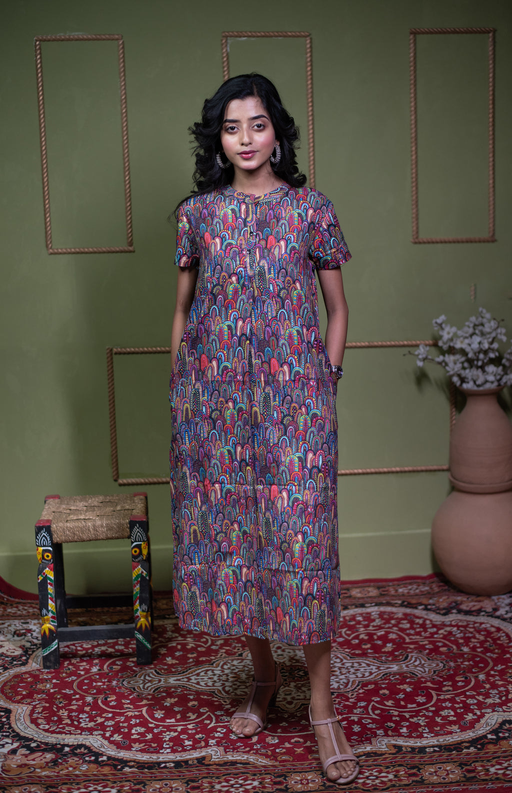 Aindri Mosaic Tapestry – Pure Cotton Arch-Print Shift Dress