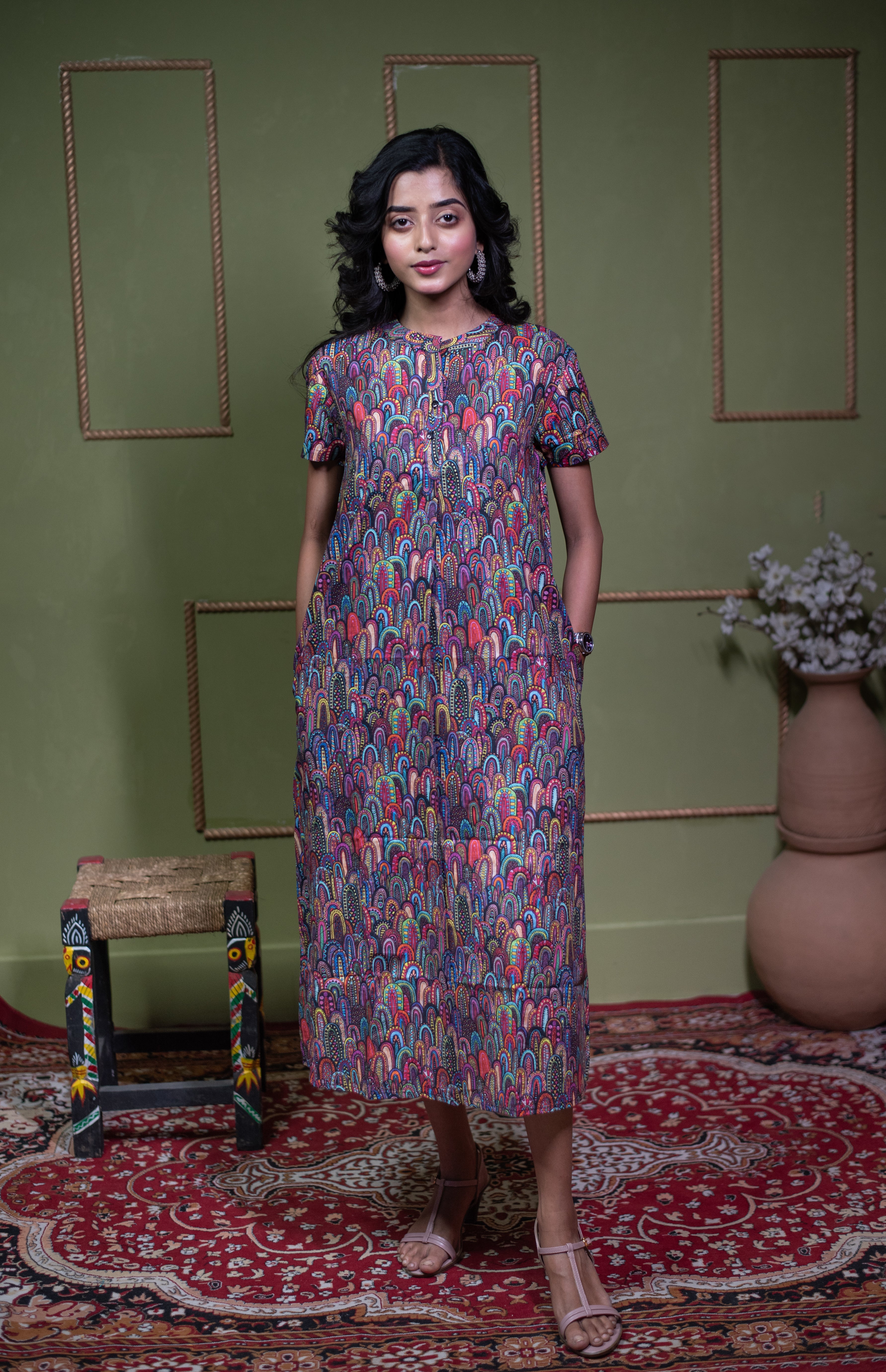Aindri Mosaic Tapestry – Pure Cotton Arch-Print Shift Dress